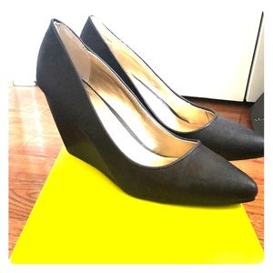 Kenneth Cole Wedged Heels